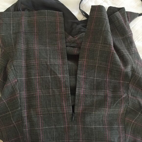 Vtg Donna Karan DKNY Spaghetti Strap Plaid Gray Red Fitted Women's Blouse Top 4 - Picture 8 of 8